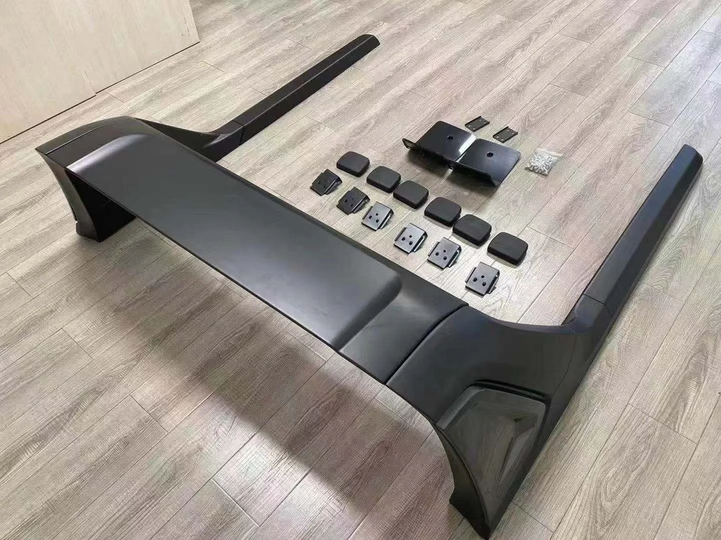 KLT Новое поступление OEM 4X4 пластиковая спортивная рулонная перекладина для Hilux Rocco