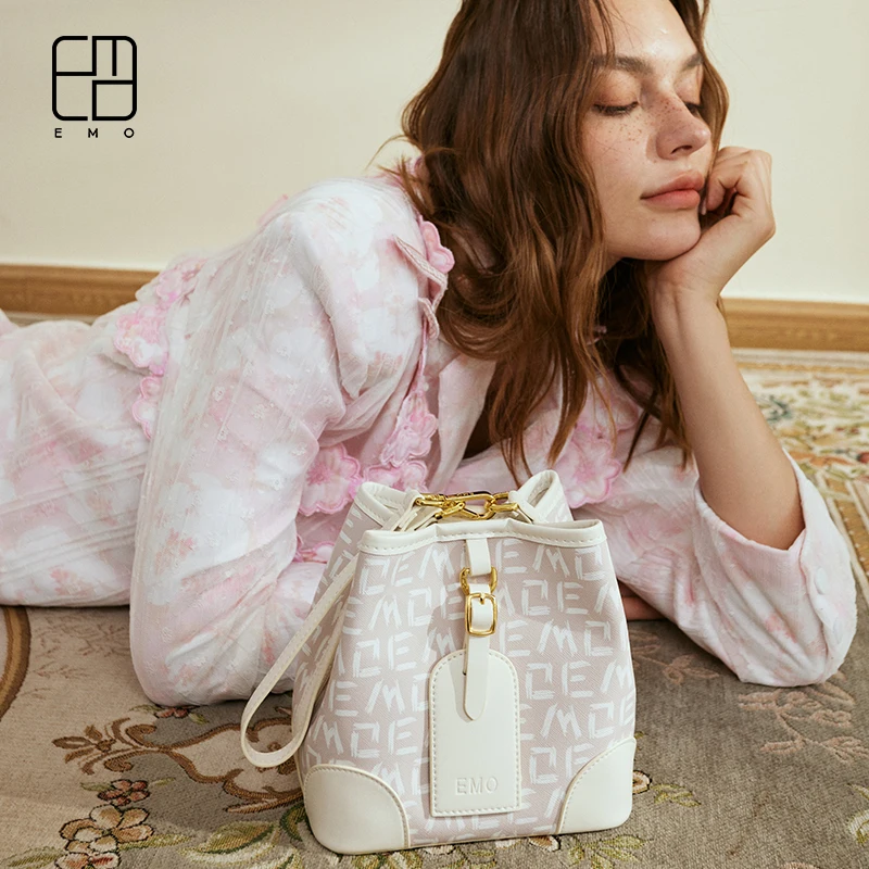 Оригинальная сумка-ведро с эффектом эмо новинка 2022 дизайнерская сумка-ниша