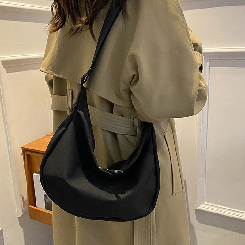 

Однотонные нагрудные сумки для женщин, вместительные дорожные Женские поясные сумки через плечо с полумесяцем, забавные повседневные дамс...