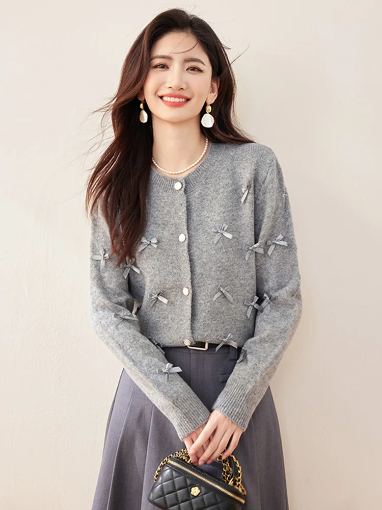 La Chabell Puella Graceful Bow Knit cardigan Women 2024 Autumn and Winter New Temperament Round neck sweater |