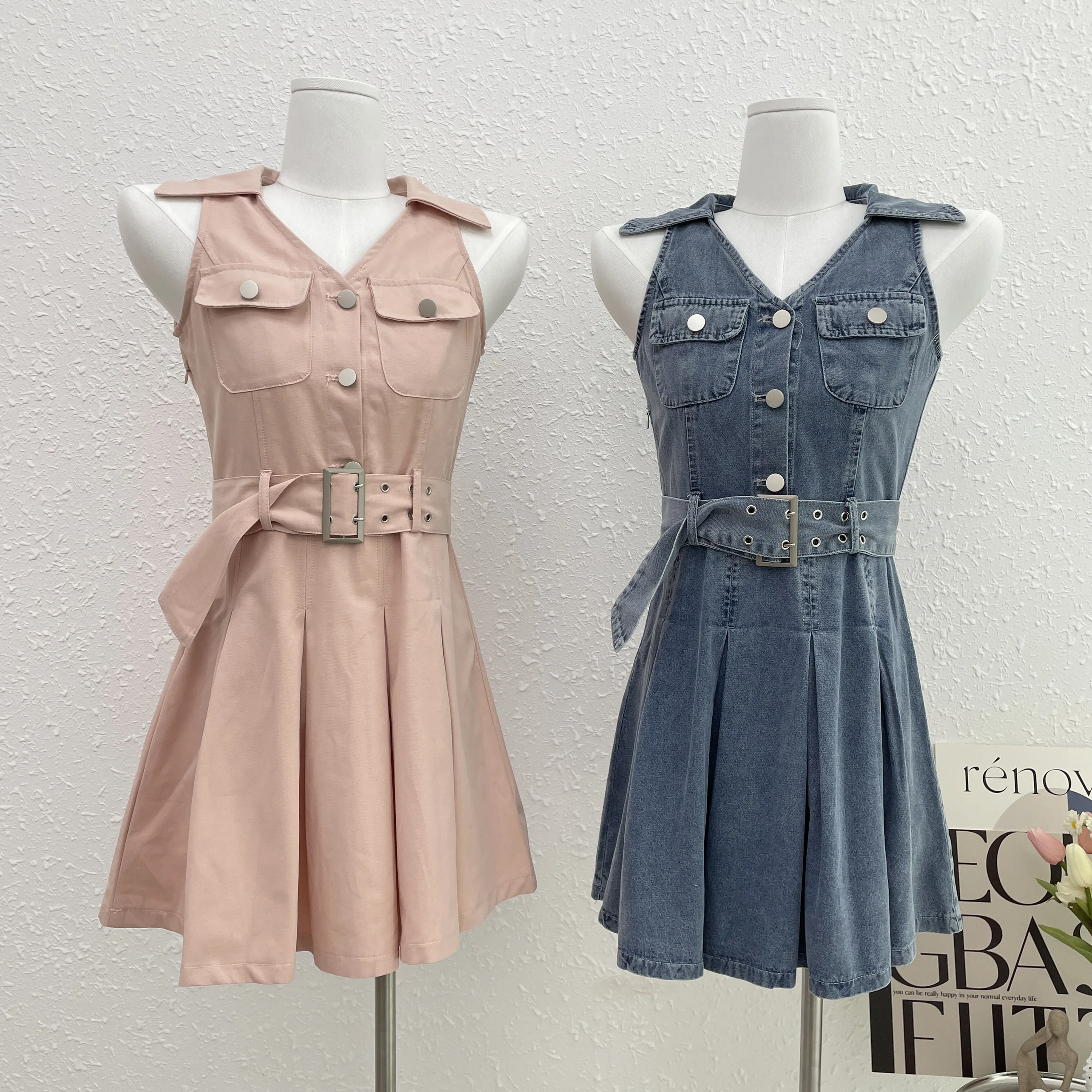 

Джинсовое платье с лямкой на шее, без рукавов