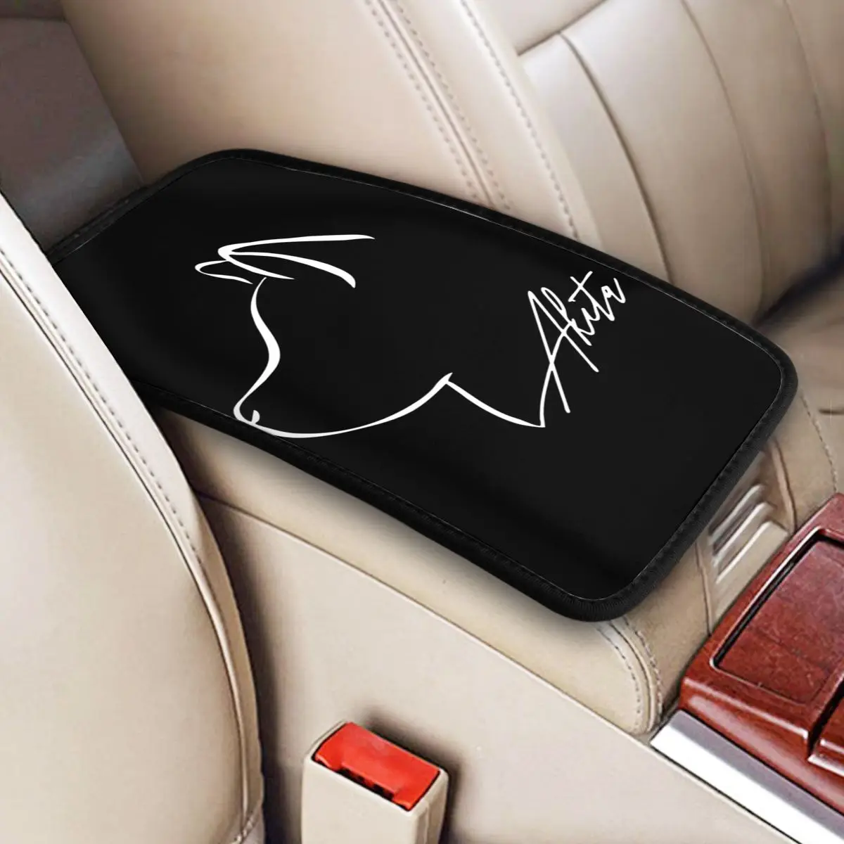 

Akita Inu Dog Car Armrest Cover Mat Cute Animal Lover Universal Leather Center Console Cover Pad Car Accessories