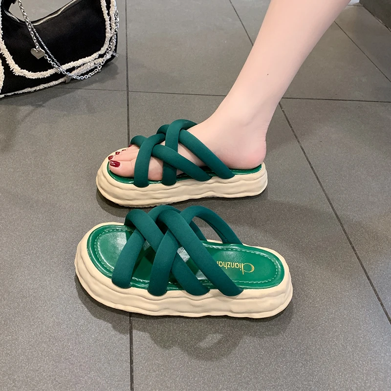 

House Slippers Platform Flat Shoes Female Slides Fashion Slipers Women Med Luxury 2022 Beach PU Fabric Rubber Cross-tied