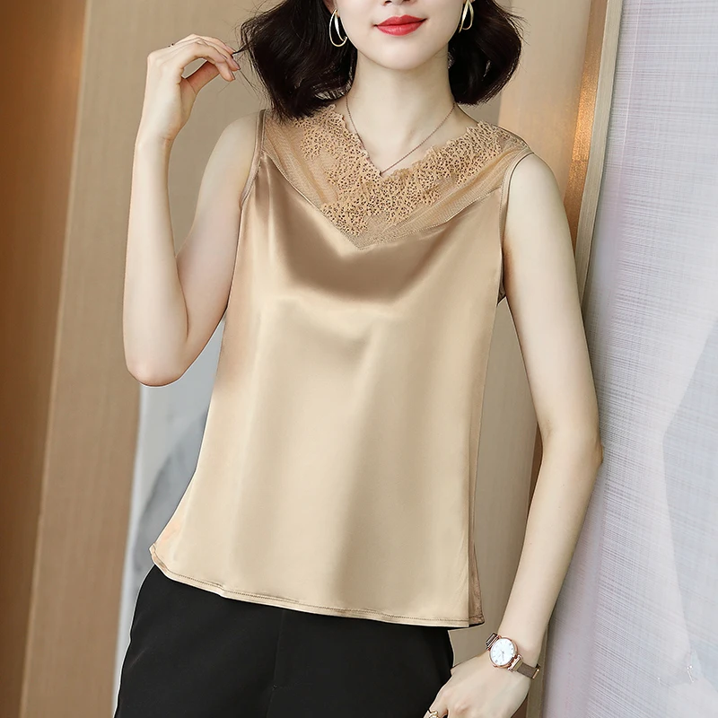 

Майка женская атласная с кружевом, модный офисный Топ без рукавов, шелковая сетчатая кофта в Корейском стиле, черный белый, на лето