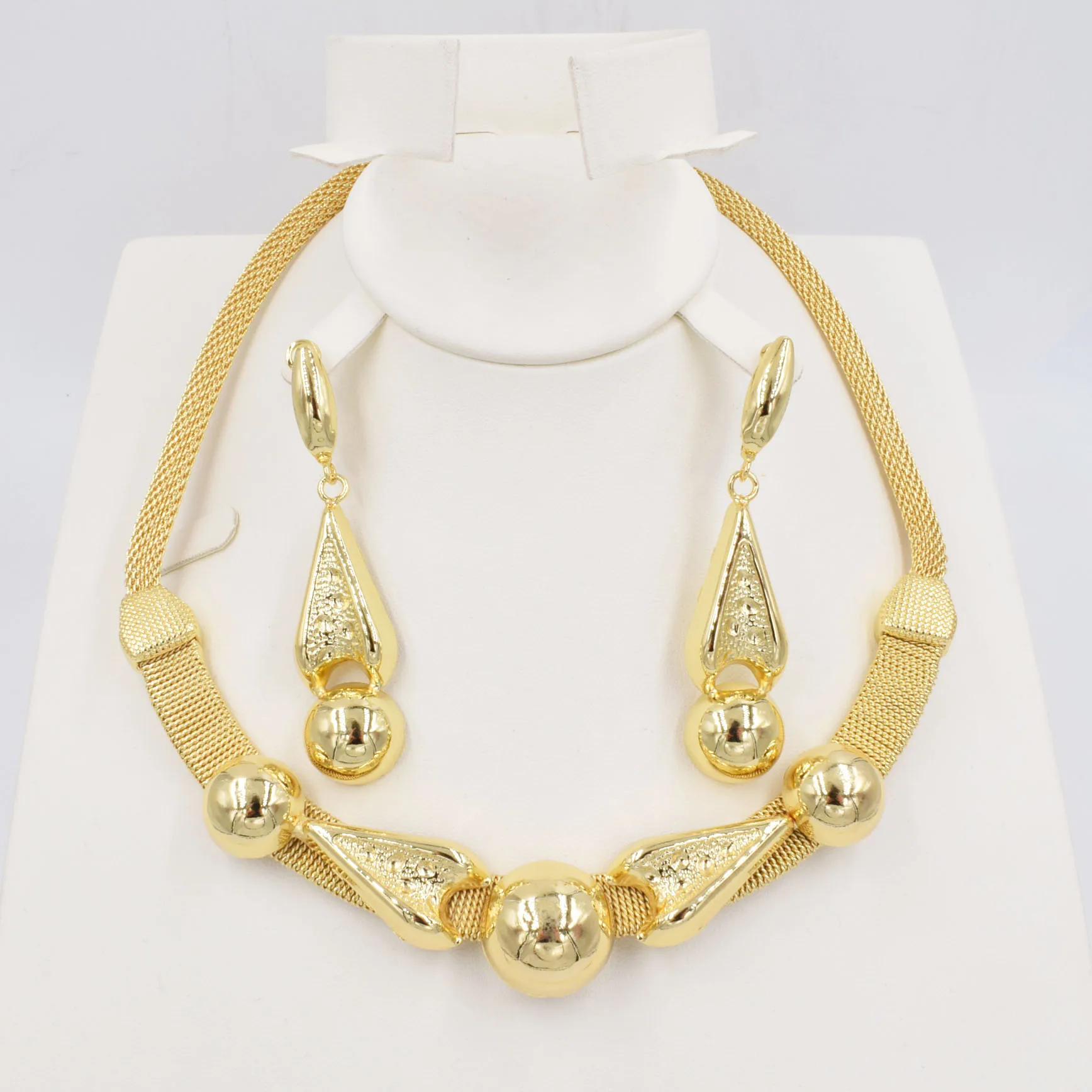 

Новинка, высокое качество, Ltaly 750, цвет золото, искусственные африканские бусины, модное ожерелье, набор сережек, ювелирные изделия