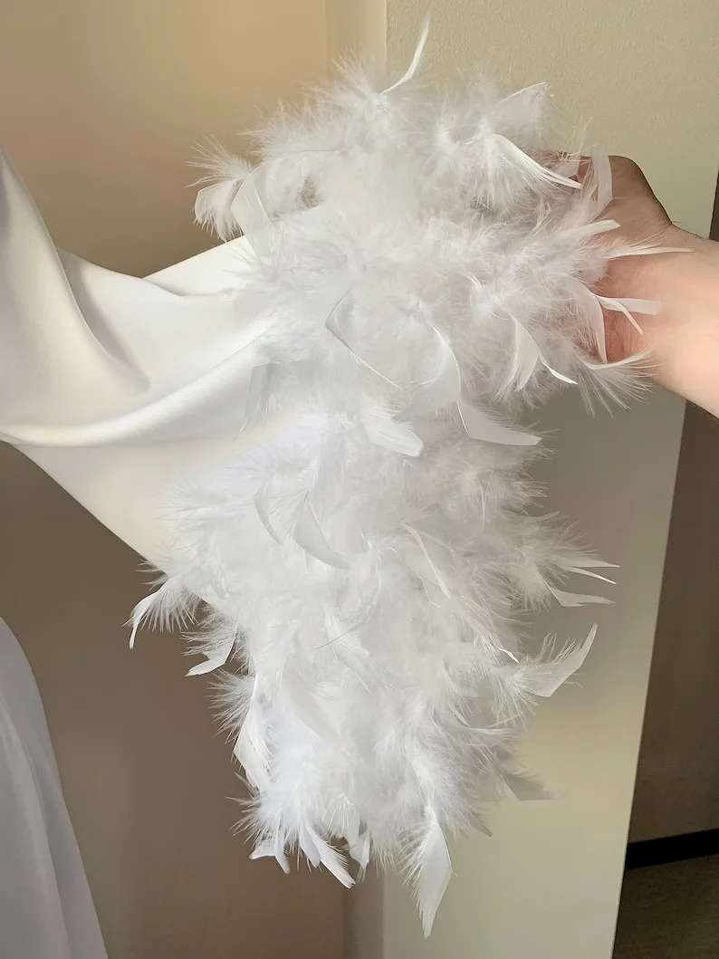 Robe with Feathers for Women Long Silk Robe Bridal Dressing Gown Bridesmaid Gift White Boudoir Wedding Satin Dress Solid Kimonos