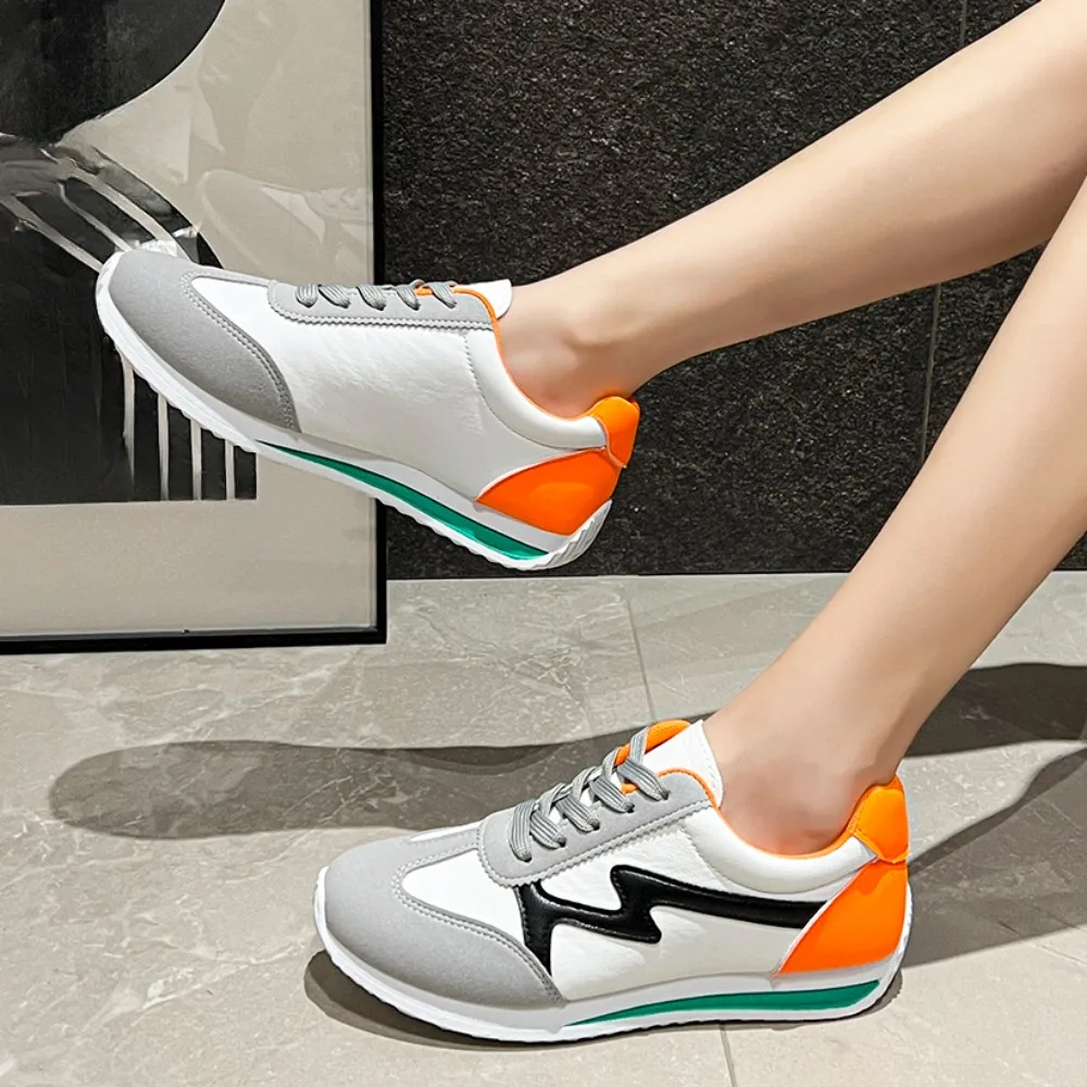 Женские дизайнерские кроссовки с круглой головкой легкие универсальные дышащие