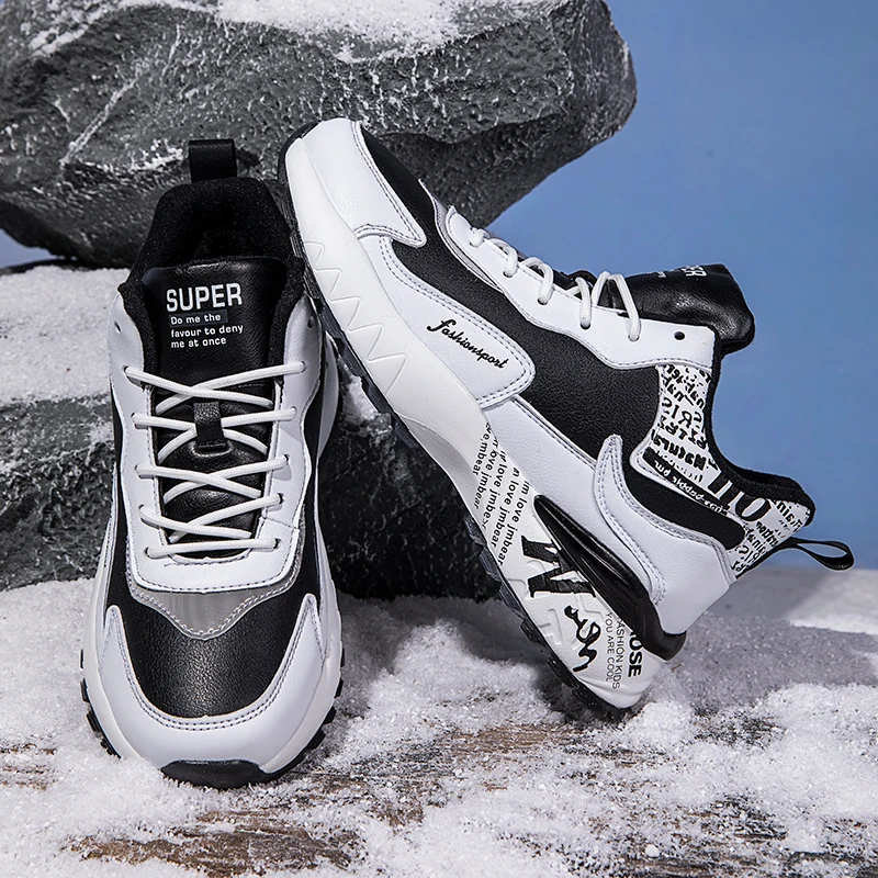 Men's Boots 2022 New Winter Warm Men's Shoes Non slip Plush Sneakers Men's Outdoor Fitness Running Sneakers