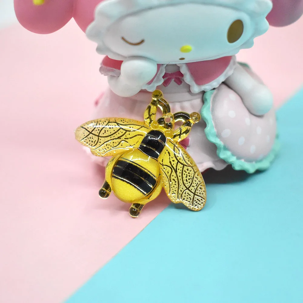 Мини-фигурки пчел из смолы для поделок, материал миниатюрных аксессуаров, кабошоны для скрапбукинга, украшения с плоской задней частью, декор «сделай сам», 10 шт.