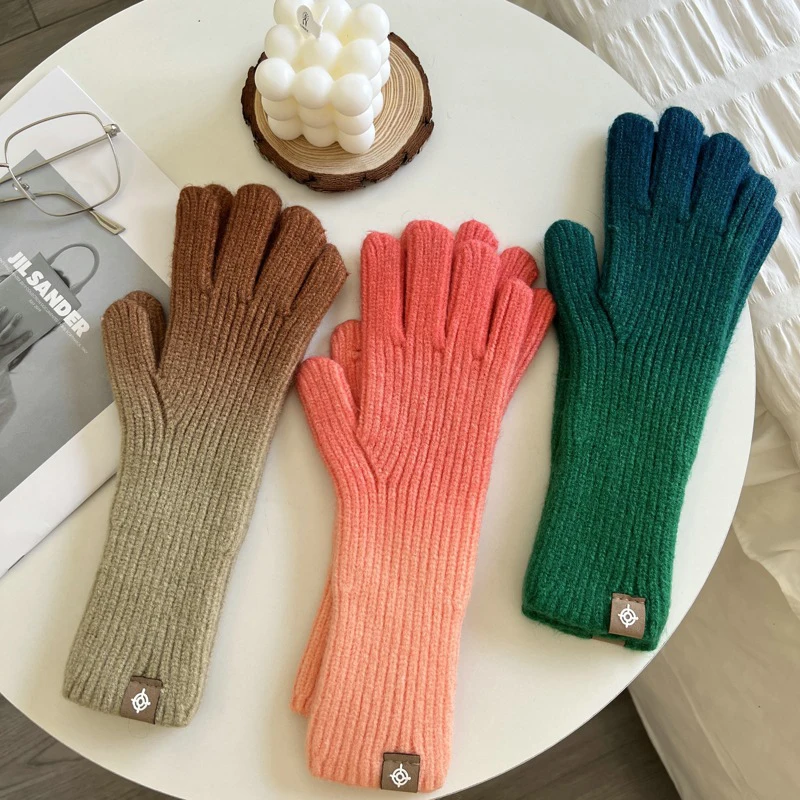 

1Pair New Gradual Color Changing Knit Gloves Touch Screen High Quality Mitten Thicken Warm Gloves Cold Proof Original