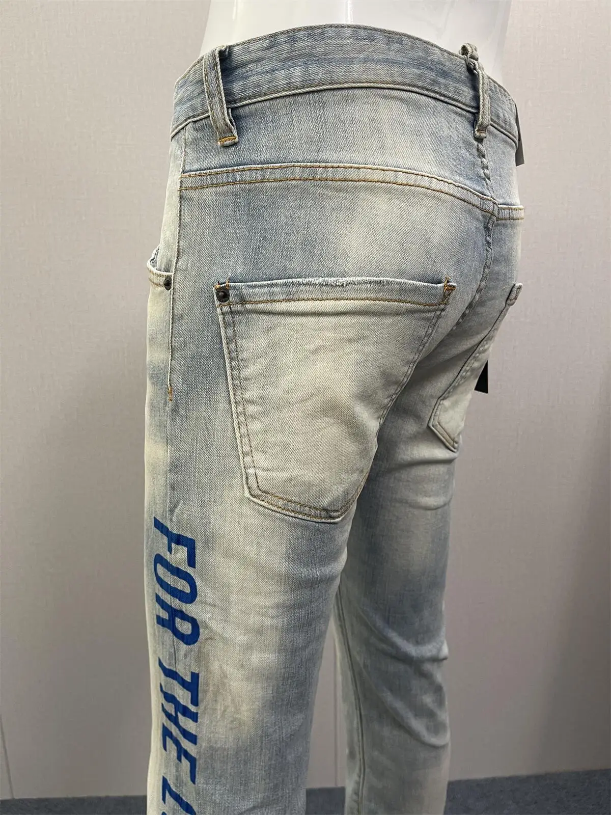 2023 New Fashion Men's Denim Pants Fashionable Hole Splash Ink Paint Slim Fit Small Feet  Jeans for Men