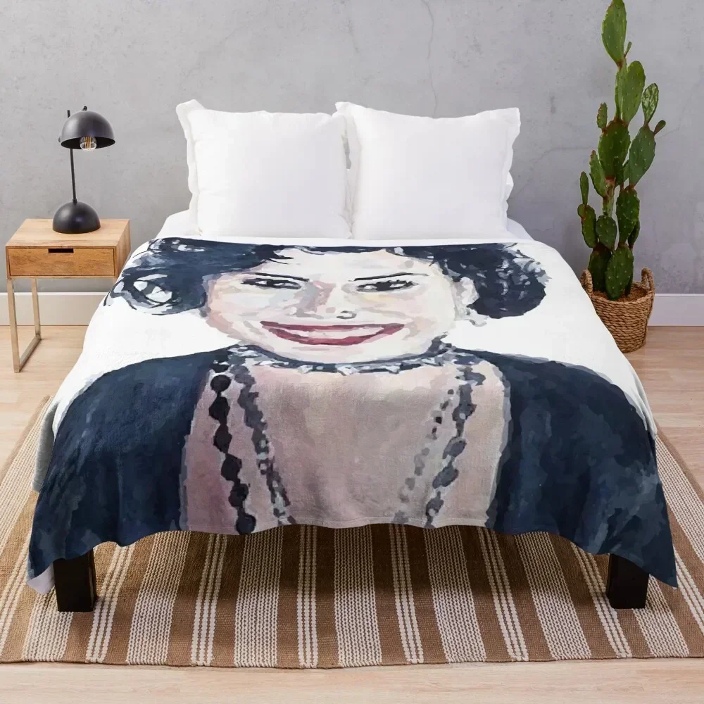 Ненси (Fairuza Balk) -декоративное теплое зимнее многофункциональное одеяло