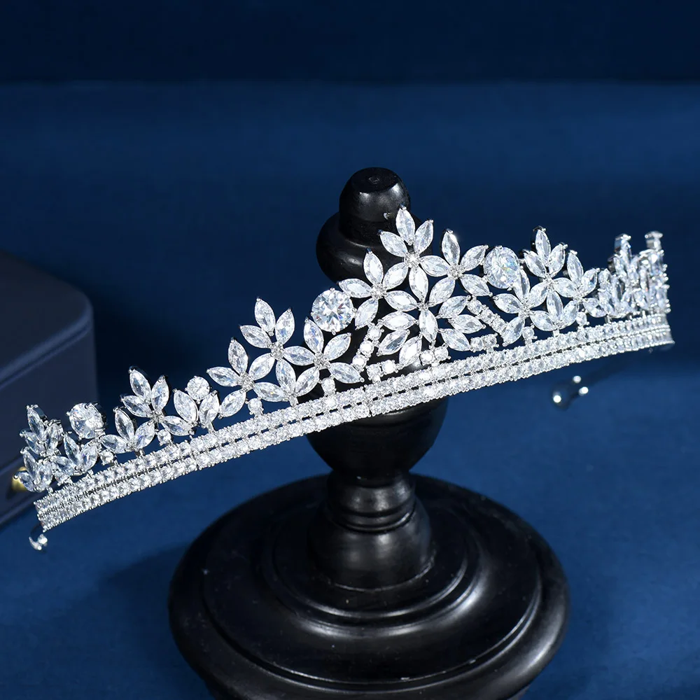 

Fashion New Sparkling Leaf Wedding Party Bride Tiaras Crown Luxury Hairbands Headpiece Crown Hair Accessories Party Gifts C-71