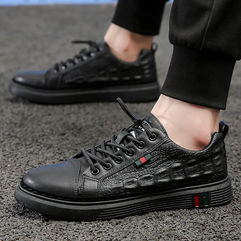 

Men's Casual Shoes Fashion Soft Leather Soft Sole Leather Shoes Trend Sneakers Black Men Luxury Sneakers Zapatos De Hombre