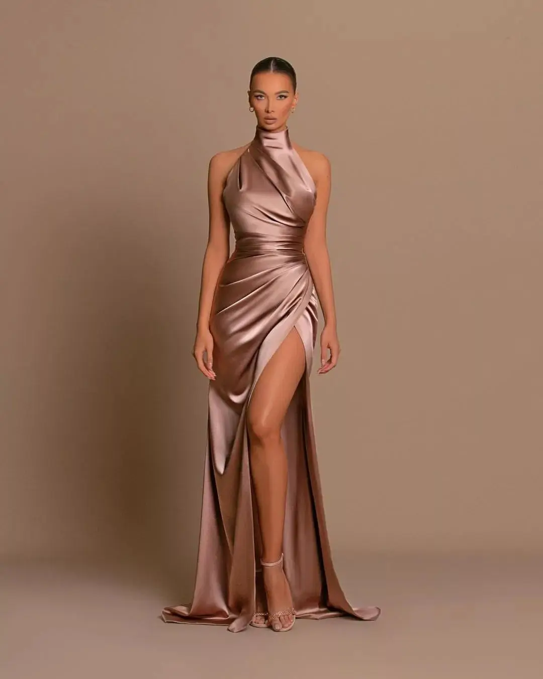 

New 2023 Women's Prom Dresses, Stylish Floor-length Slit Design, Sexy Crewneck Backless Evening Gown Can be Customized