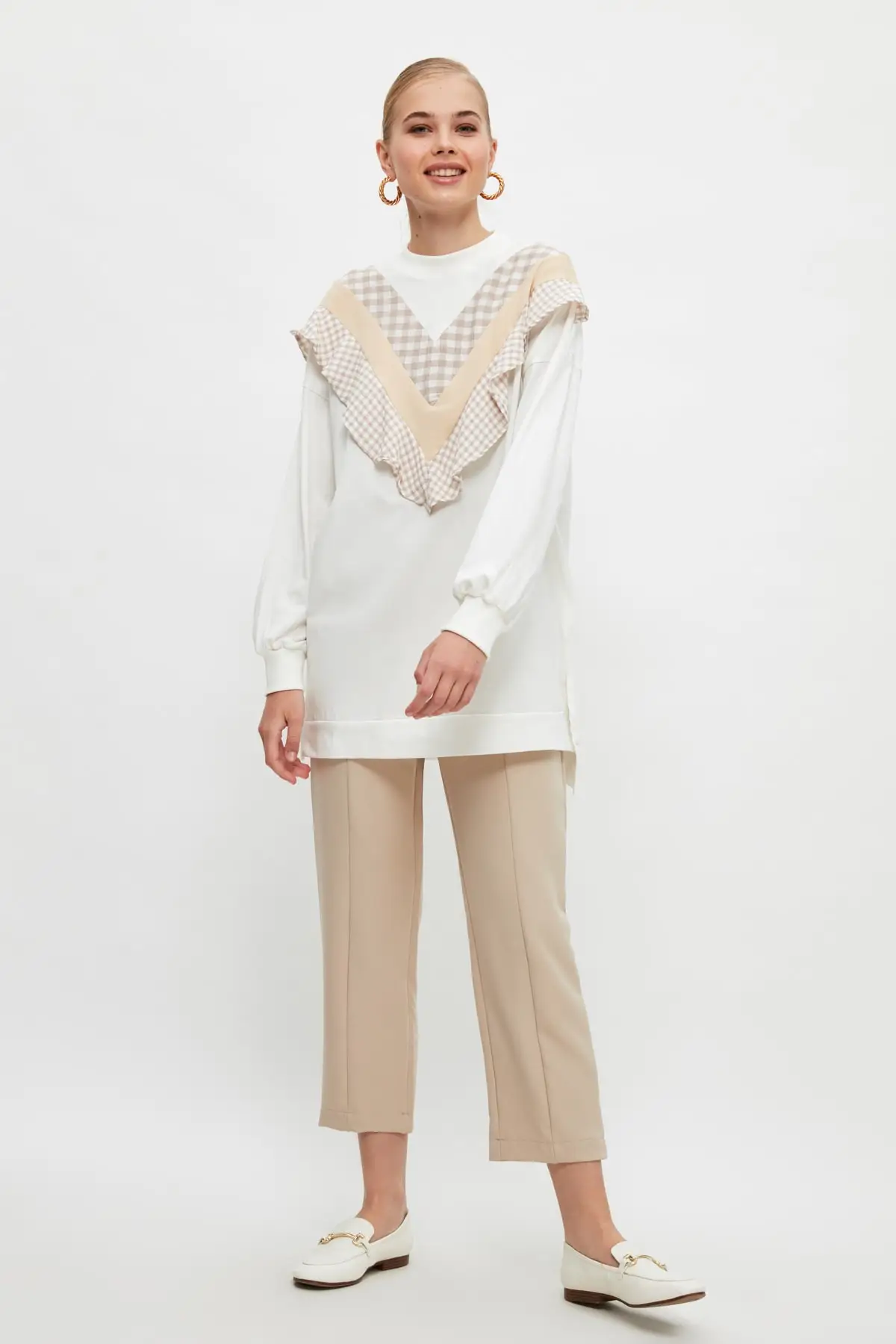 

Trendyol Beli Wheel Straight Fit Woven Hijab Pants TCTSS21PL0570