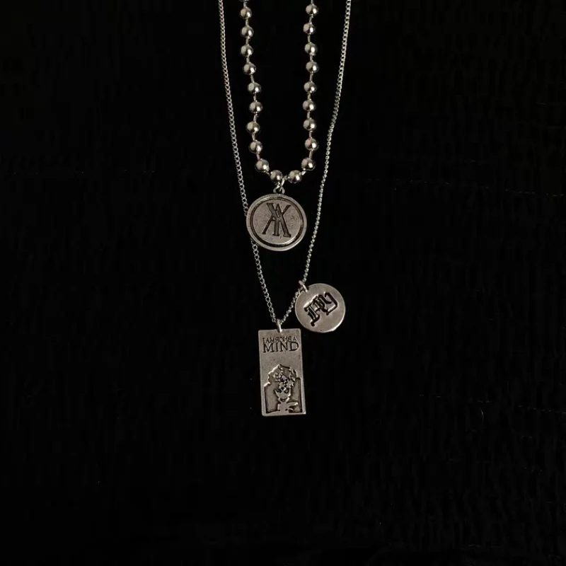 

2022 Winter Women Multilayer Necklaces Hiphop Pendant Trendy Sweater Chain Men Stainless Steel Jewelry Couples Metal Accessories
