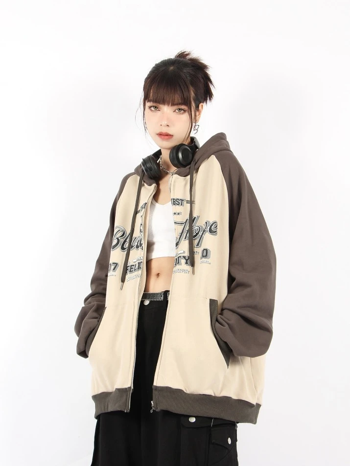 Рисунок 6 - Худи HOUZHOU в американском ретро-стиле