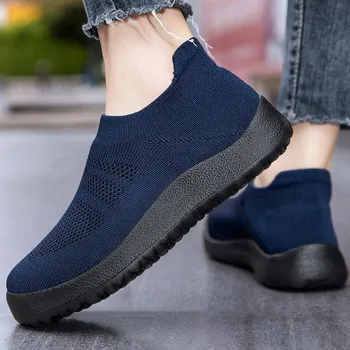 Men Shoes 2023 New Sneakers Men Lightweight Zapatillas Hombre Slip On Sports Tennis For Men Casual Sneaker Free Shipping Loafers 1