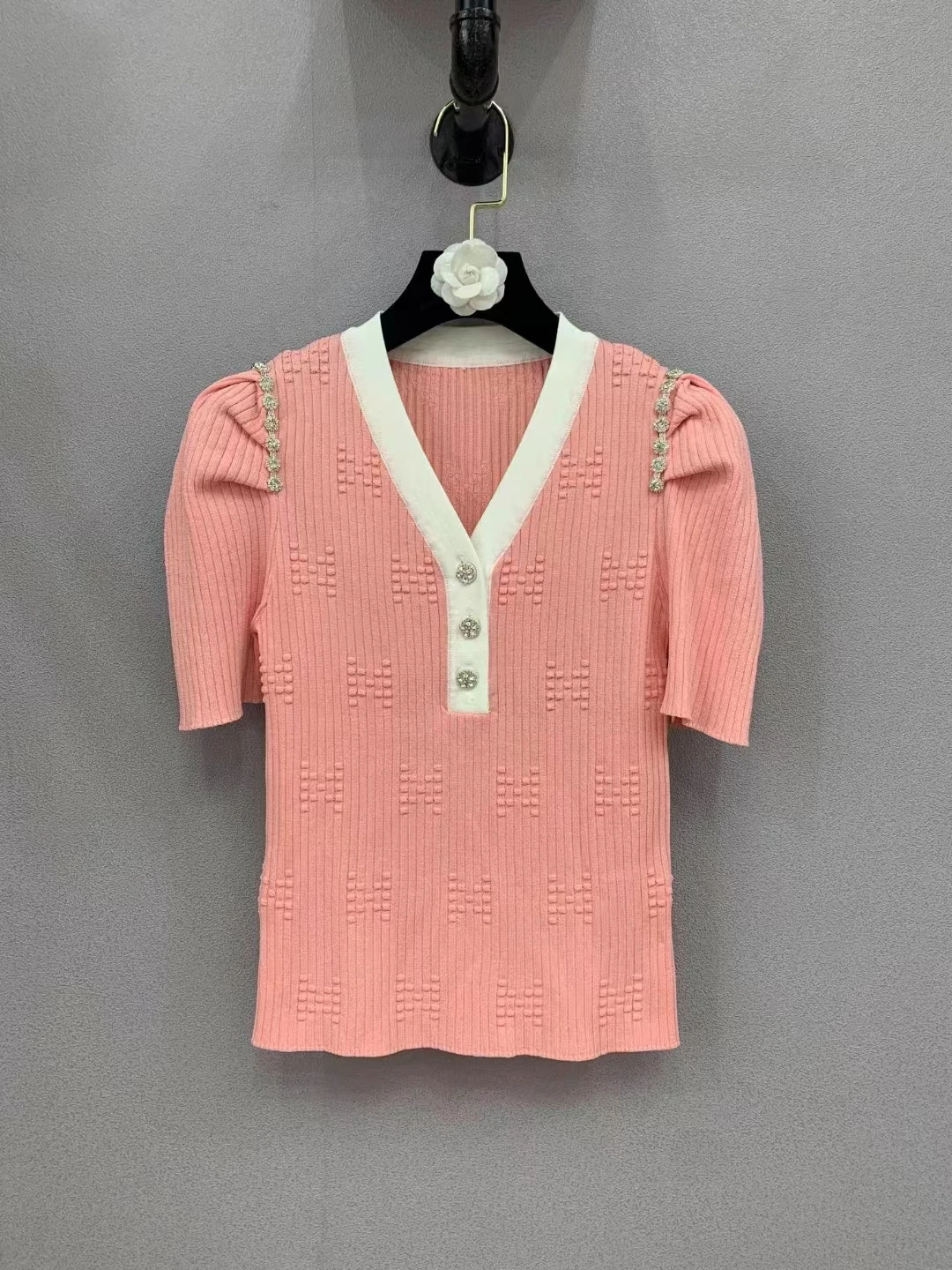 

High Quality Women Fashion Summer Casual Sweet Diamond V-Neck Knitted Slim Stretch Short-Sleeved T-Shirt Tees Top