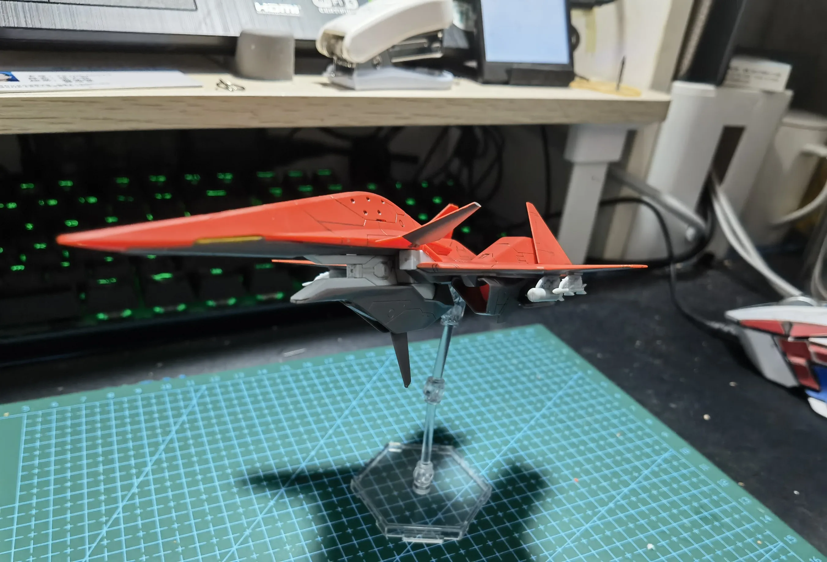 Фото В наличии Kotobukiya ADF KP648 KP649 KP470 KP612 ACE COMBAT в сборе, оригинальная модель, коллекция экшн-истребителей, игрушка 1/144 №3