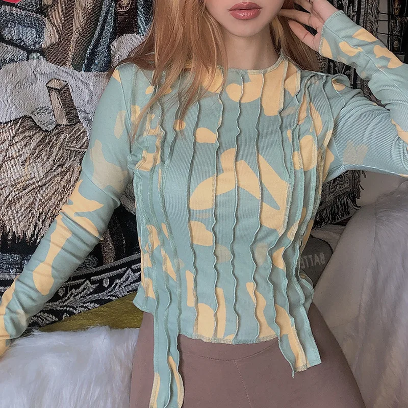 

Summer women's fashion printed long-sleeve T-shirt with round collar and slim top