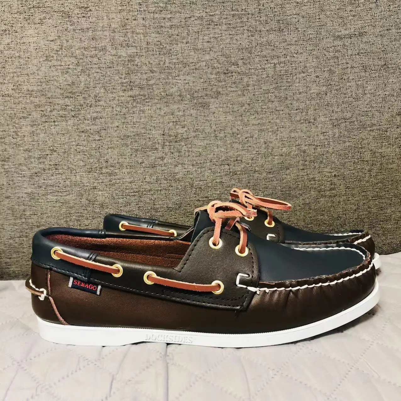 Туфли из натуральной кожи для мужчин и женщин