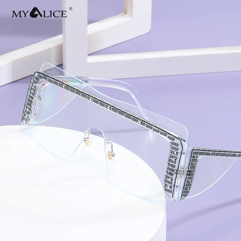 

MYALICE Big Rectangle Steampunk Goggles Trendy Sunglasses Women Men Oversized Outdoor Shade Retro Oculos De Sol Feminino