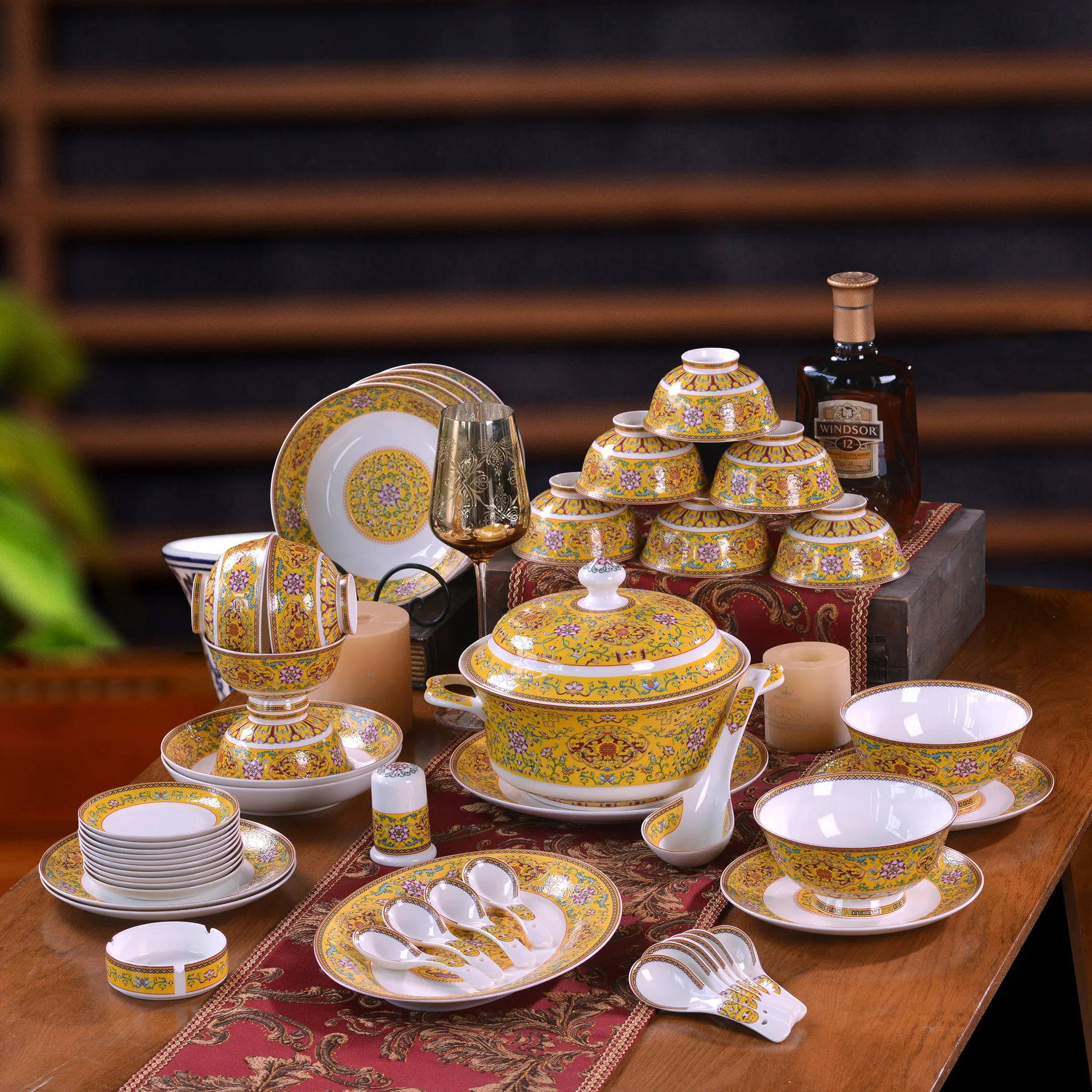 

Ceramic bowl, plate, spoon, tableware set, Chinese household Bone China rice bowl, deep plate, gift