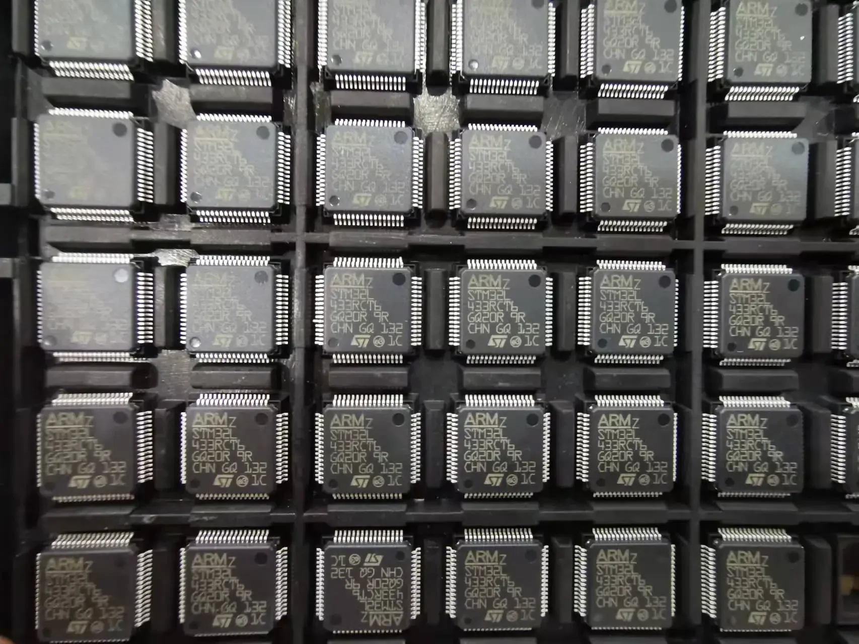 STM32L433RCT6 STM32L433CCU3 STM32L433CBU6 STM32L433RBT6 STM32L433RCI3 STM32L433CCT6 STM32L433CCU6 STM32L433VCT6 STM32L433CBT6