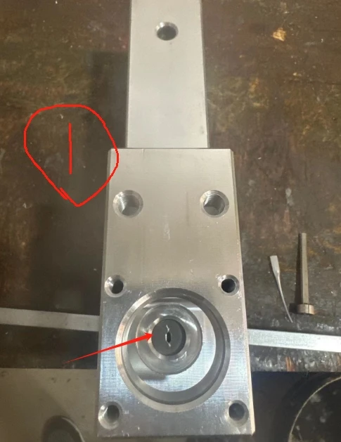 

Пневматическая машина для перфорации пакетов