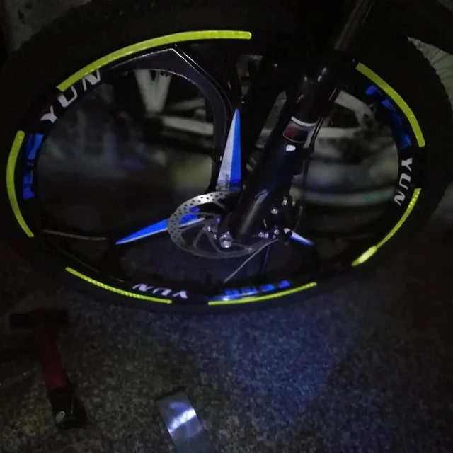 Motorcycle Rim Tape Reflective Wheel Stickers Decals 1cm*800cm Vinyl Car Warning Stickers Motorbike Styling Decor Accessories 3