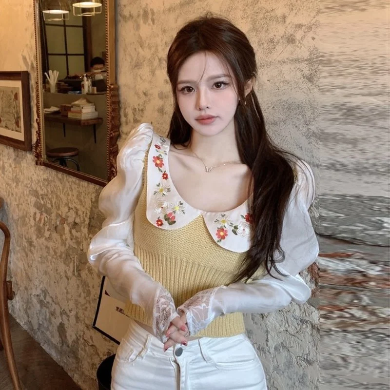 

Ladies Embroidered Doll Collar Retro Puff Sleeve Splicing Short Knit Sweater Women's Spring and Autumn Temperament Pullover Top