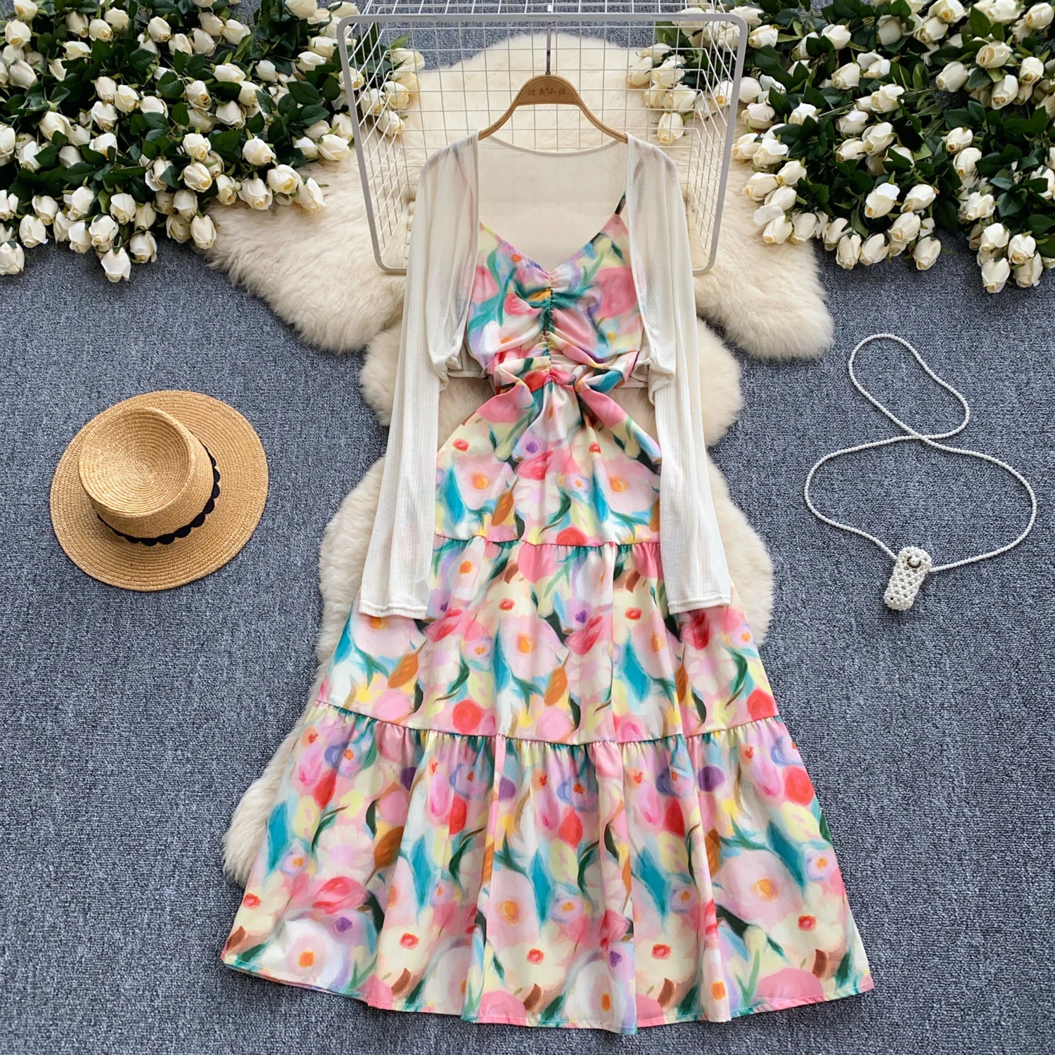 Женский костюм-двойка с принтом винтажный комплект из двух предметов v-образным