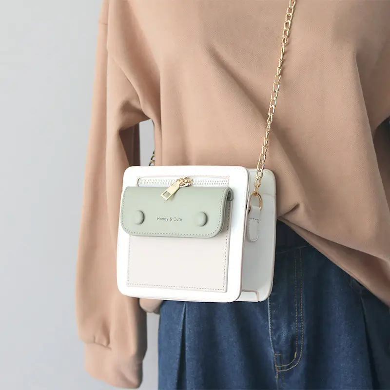 

Женская сумка 2022 маленькие свежие сумочки в иностранном стиле ins дикая Студенческая сумка-мессенджер для вечеринки маленькая сумка модная ...