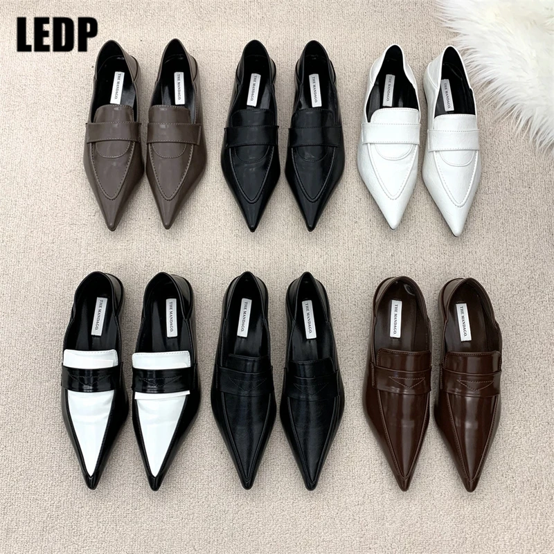 

Туфли женские на плоской подошве, с острым носком, без застежки