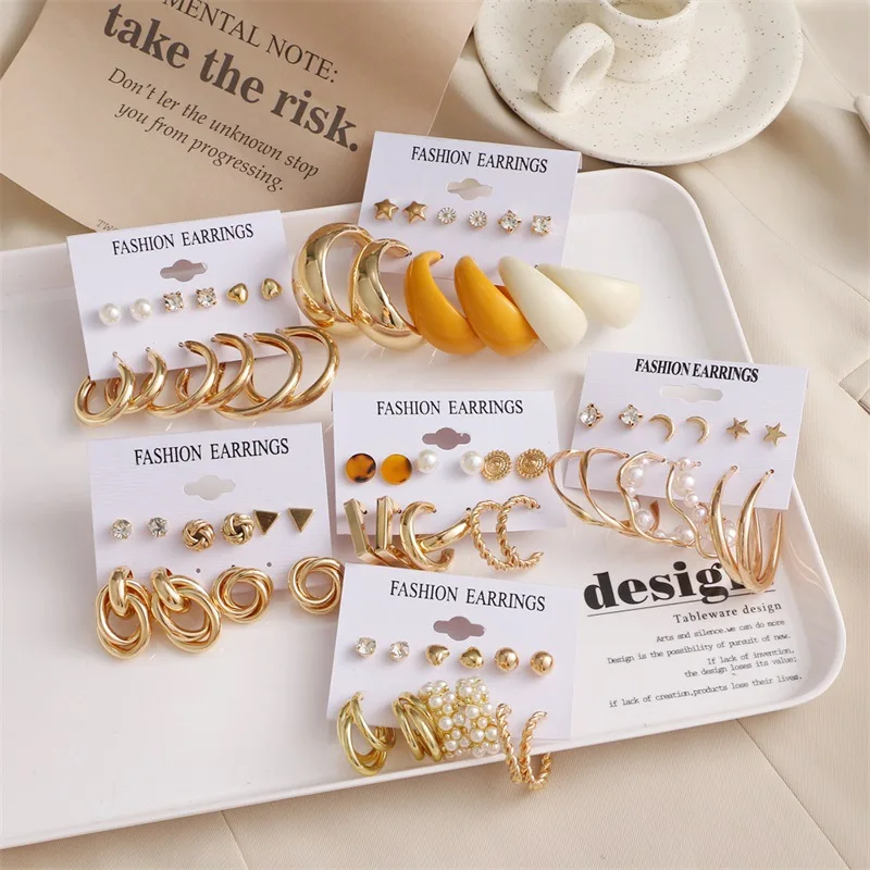 

Women Vintage Gold Earring Set Korean Trendy Geometirc Butterfly Pearl Earrings Acrylic Star Heart Round Hoop Earrings Jewelry