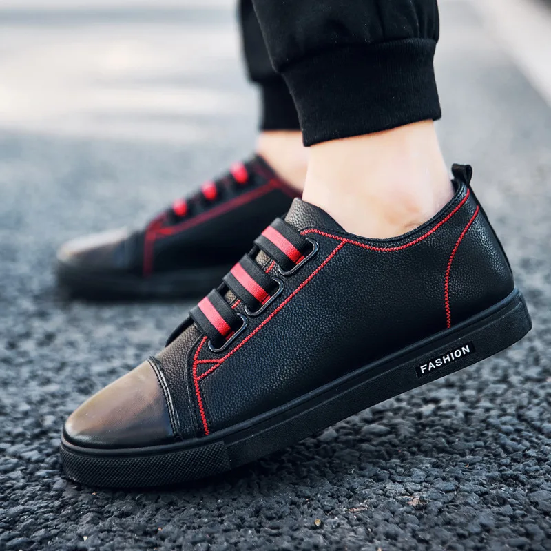 

Men's Casual Shoes Sneakers Elastic Strap Casual Shoes Flat Shoes Patent Leather Bright Panel Trend Outdoor Wear-resistant Shoes