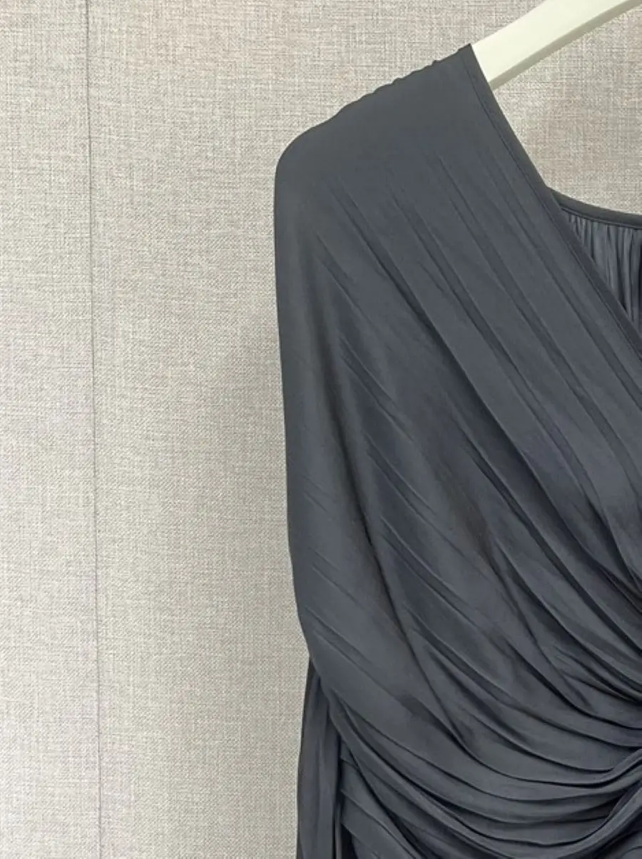 

Women Pleated Irregular V-Neck High Waist Long Sleeve Solid Color Elegant Mini Dress