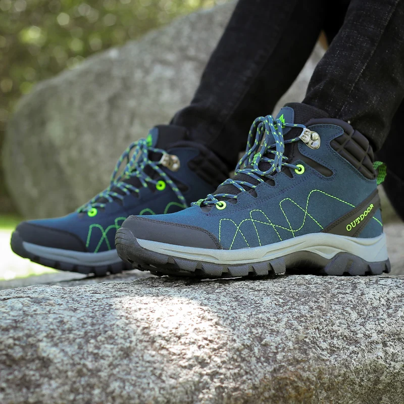 Winter High-top Velvet Outdoor Hiking Shoes Unisex Anti-slip Men's Climbing Boots Fashion Comfortable Warm Men Trekking Sneakers