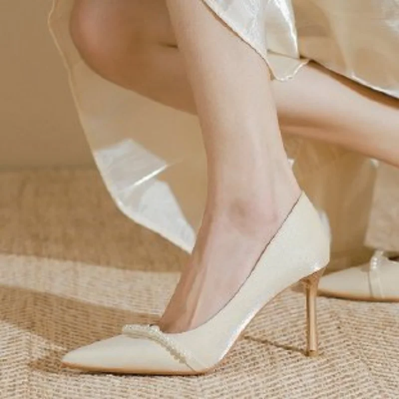 

Spring and Autumn 2022 New Style Thin Heel Pointed Pearl Sexy Fashion Single Shoes Women's Comfortable Shallow Mouth Shoes