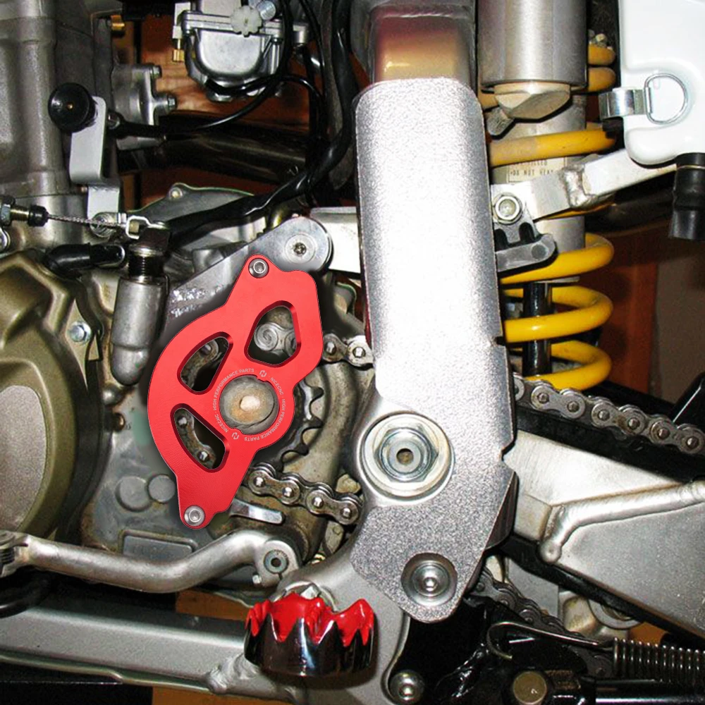 NICECNC-Protector de cadena para Motocross, accesorios de aluminio, color rojo, para Honda XR650R XR 650R 650 R 2000-2007 2006