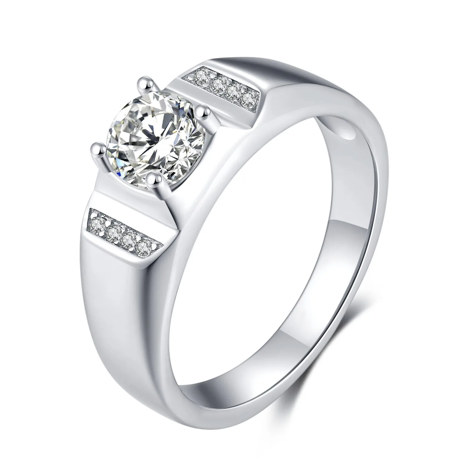 Мужское кольцо из серебра 925 пробы с платиновым муассанитом |