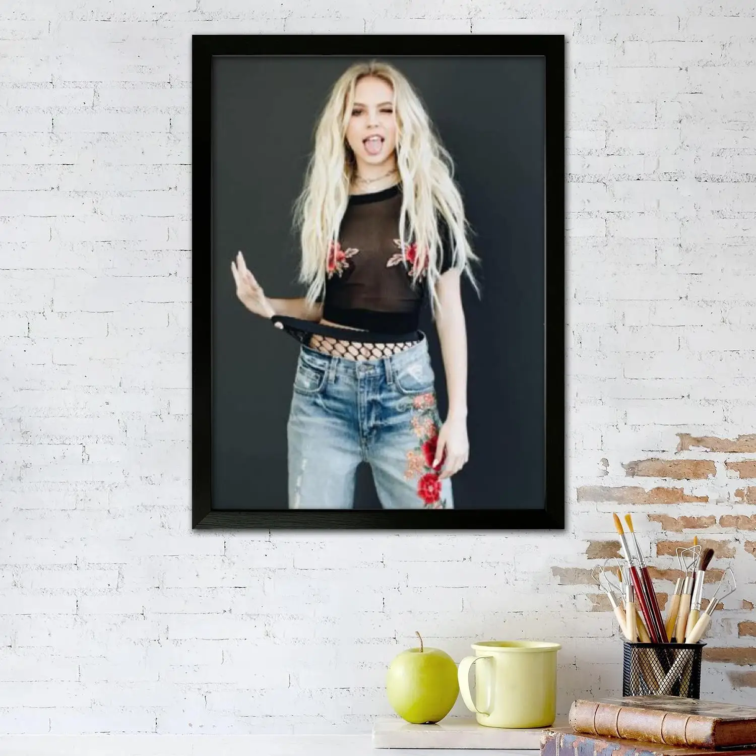 Художественный постер Jordyn Jones