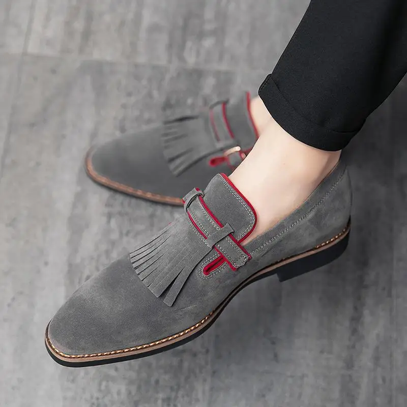 Retro Casual Suede Mens Shoes Brand Tassel Loafers Men Buckle Luxury Designer Shoes Pointed Toe Dress Shoes Plus Size38-48