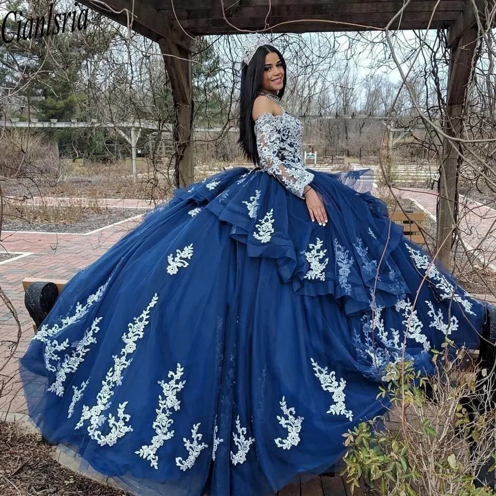 

Элегантное темно-синее платье Quinceanera с белой кружевной аппликацией с длинными рукавами бальное платье с открытыми плечами 15 лет милое плать...