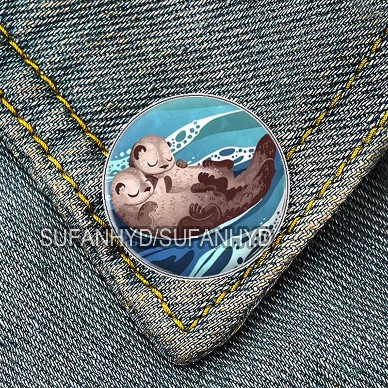 Брошь-значок из нержавеющей стали в виде выдры