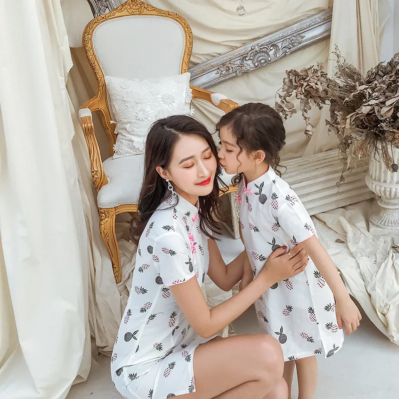 2024 Детские китайские платья традиционная одежда для мамы и дочки милое