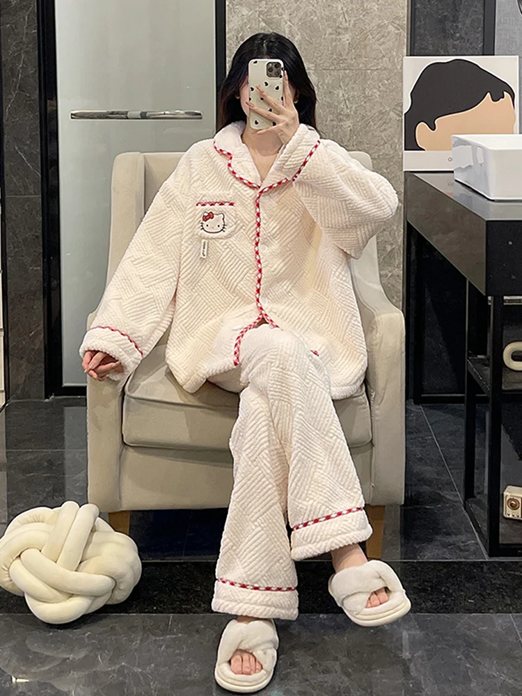 Женский коралловый флис осень и зима 2024 новый фланелевой утепленный комплект