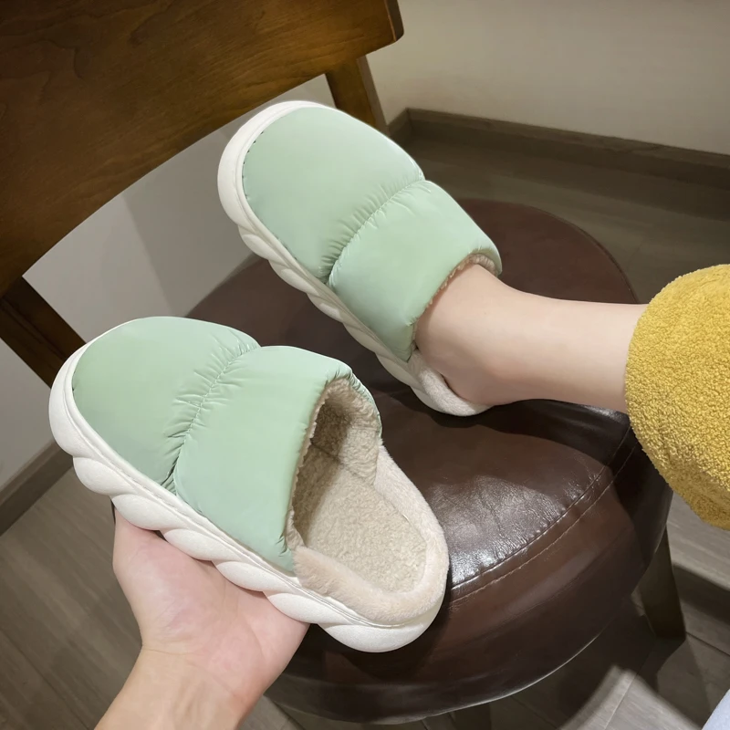 

Плюшевые теплые домашние тапочки на плоской подошве, легкие мягкие удобные зимние женские хлопковые тапочки для дома, водонепроницаемые пл...